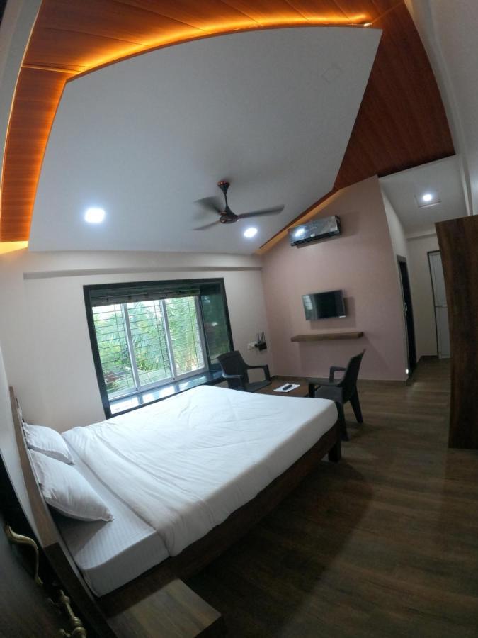 Jimmy Beach Resort Alībāg Eksteriør bilde